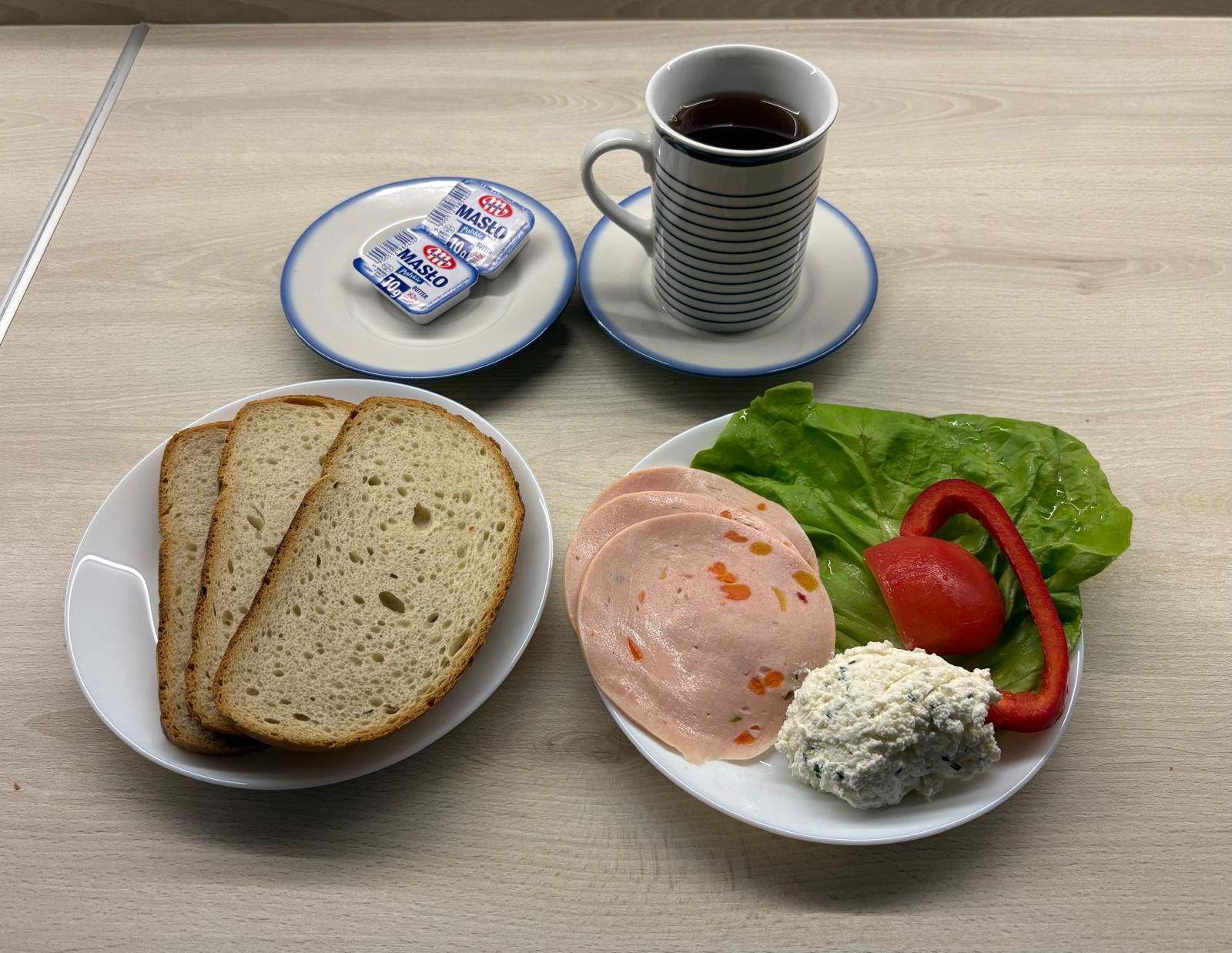 sniadanie 10 12 2025